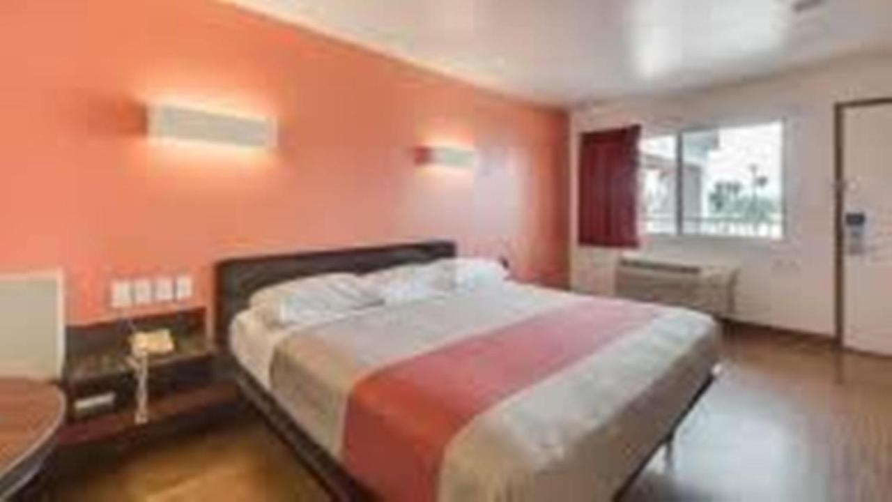 Motel 6-Brownsville, Tx North Luaran gambar